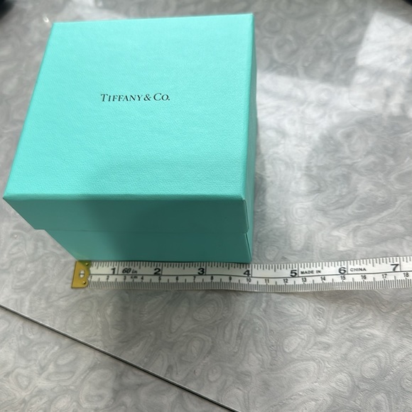 TIFFANY Box - Picture 7 of 7